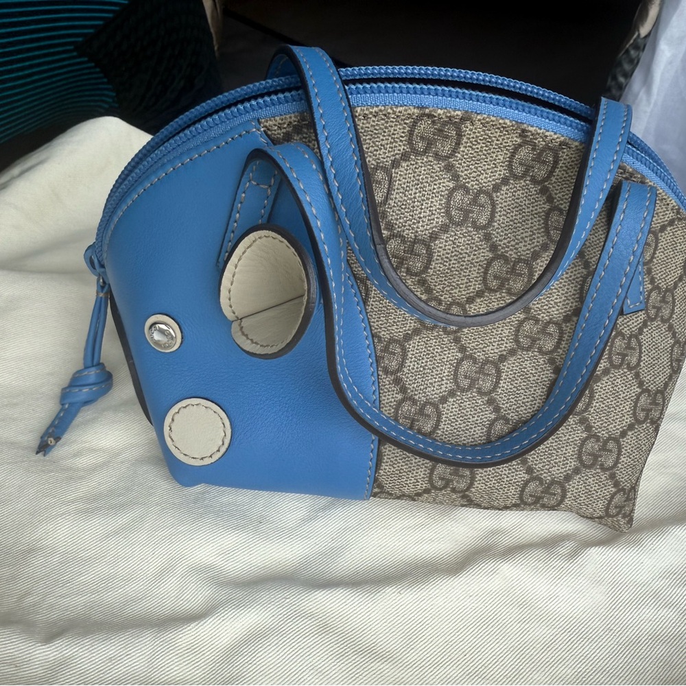 New- GUCCI Supreme Zoo Pig blue Mini bag